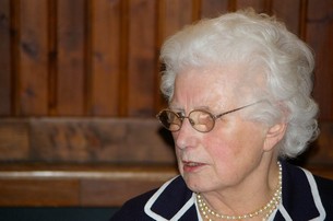 Mina 80.Geburtstag 090.JPG